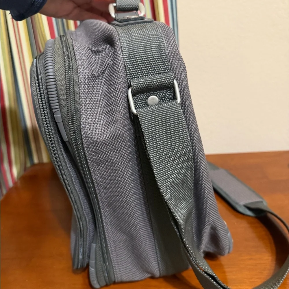 Delsey Carry On Luggage Nylon Gray Messenger Shoulder Bag 14”x11”x 7”